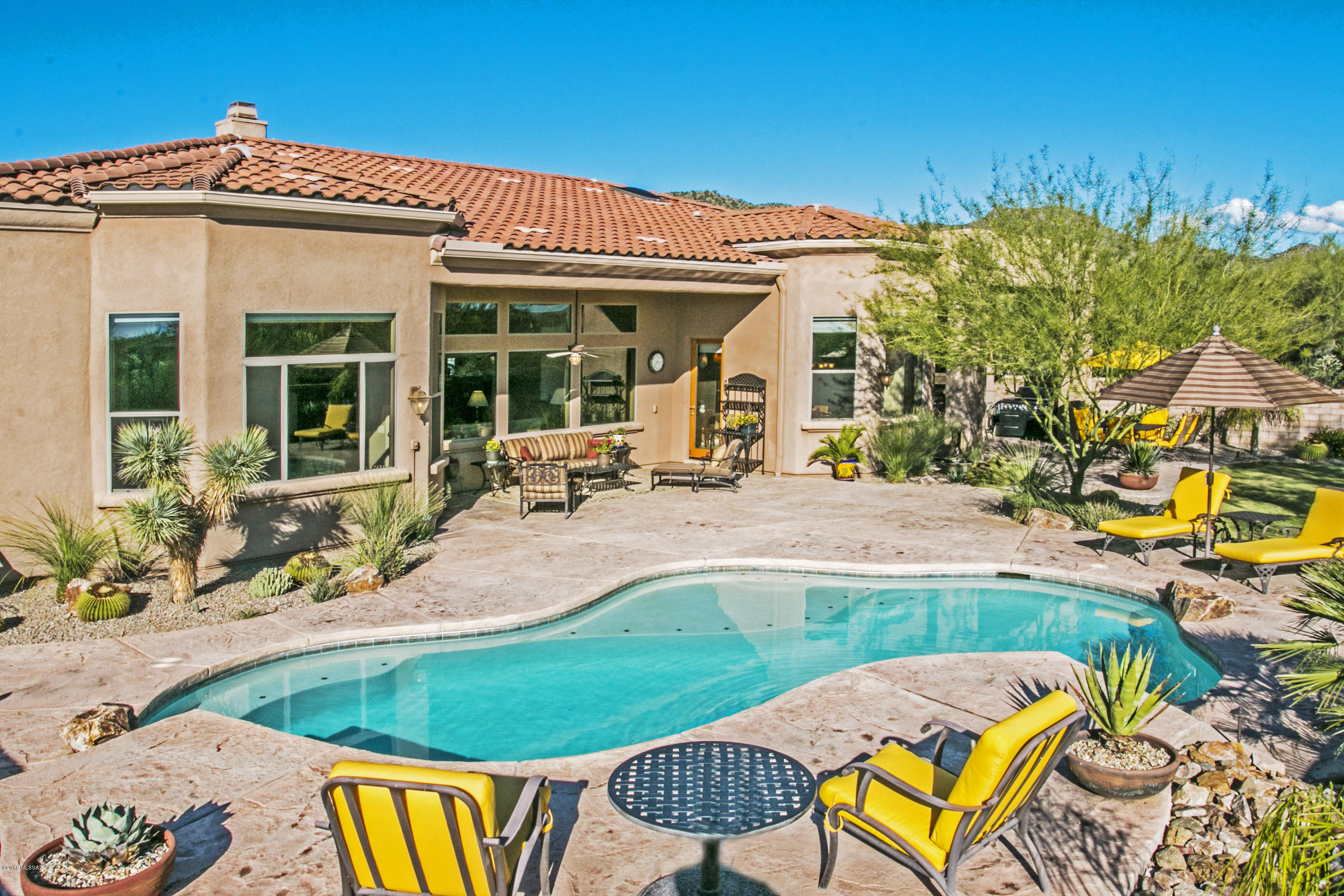 Dos Lagos at Dove Mountain (1-91) - Residential