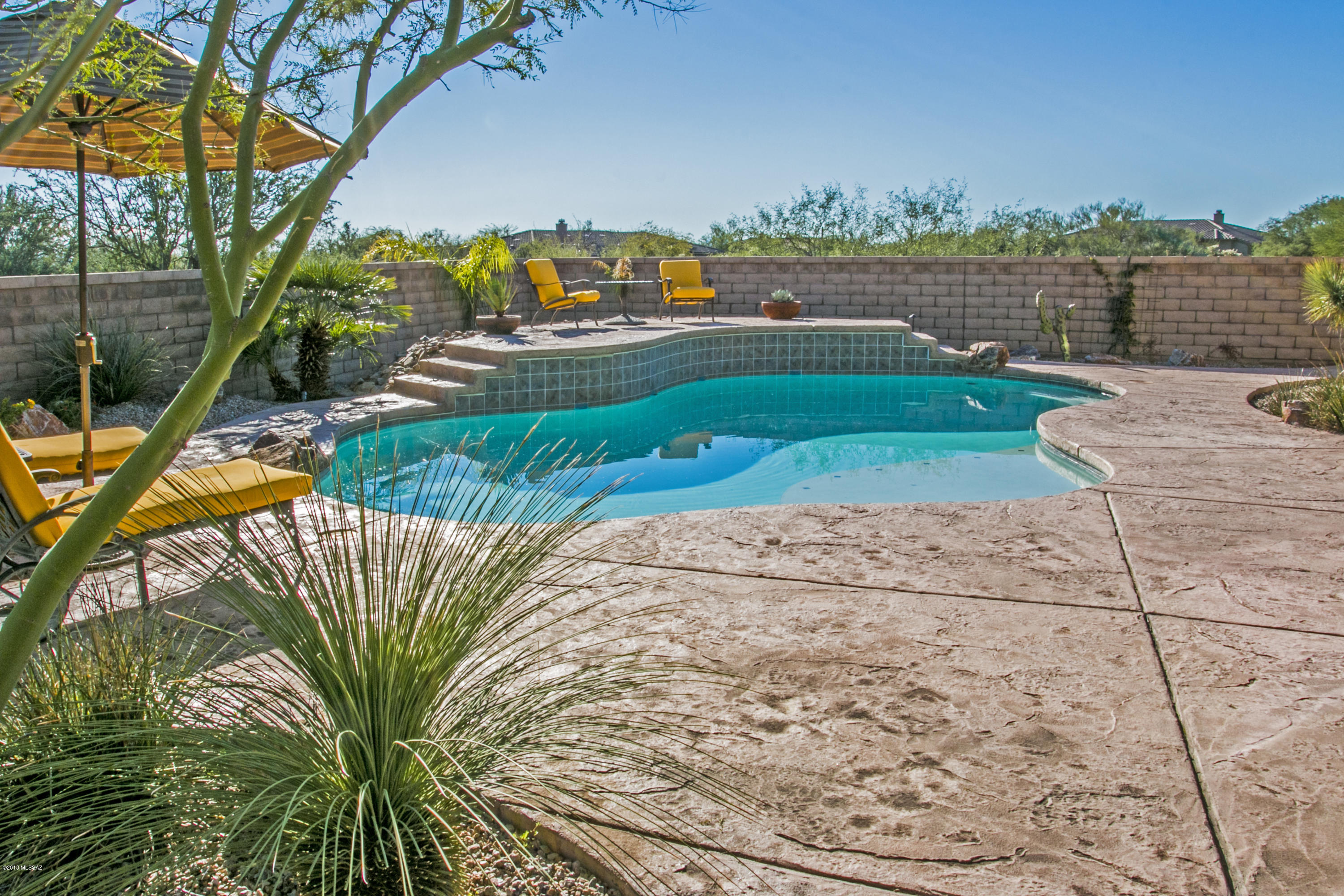 Dos Lagos at Dove Mountain (1-91) - Residential