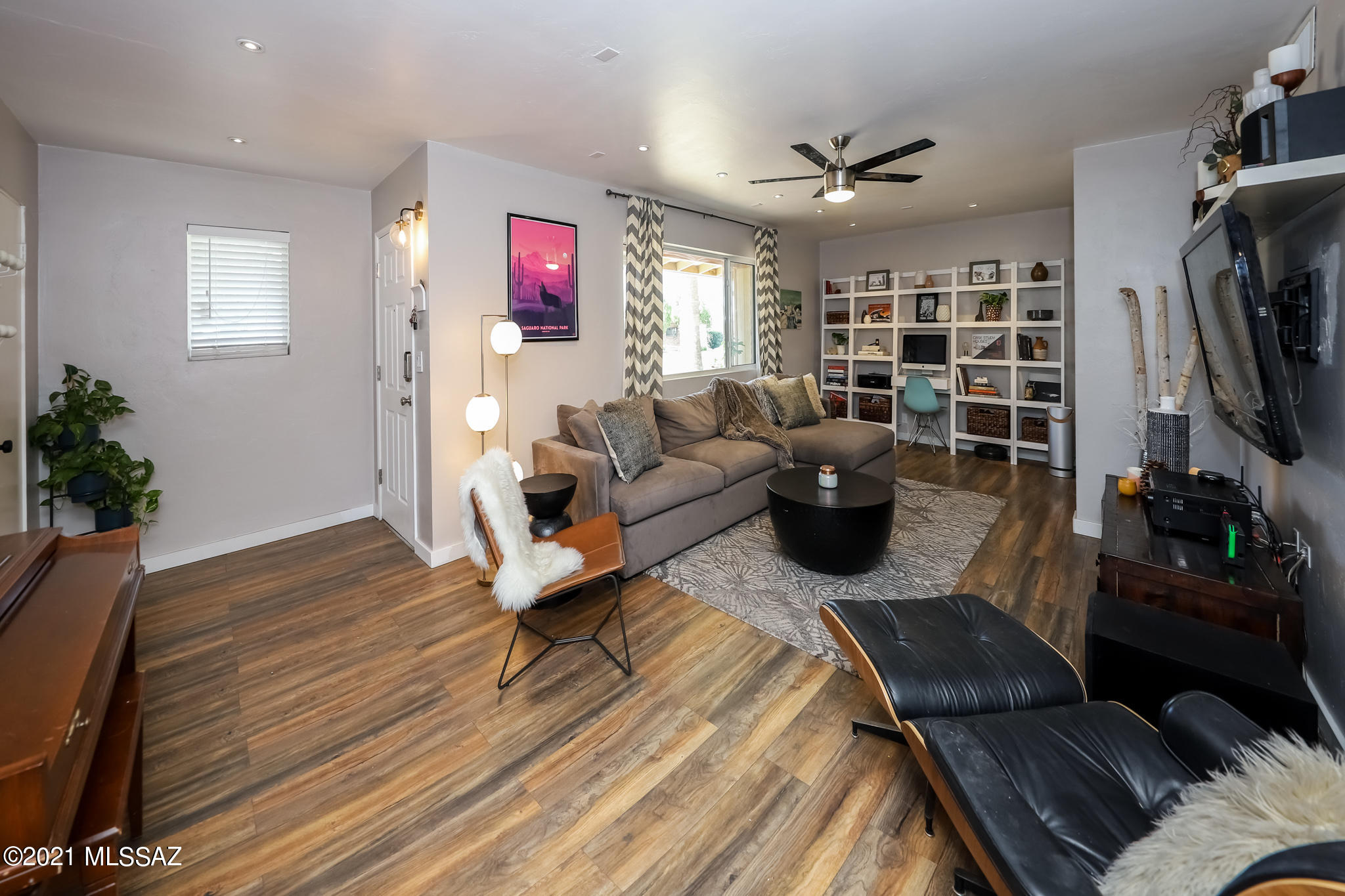 San Fernando Village - Residential
