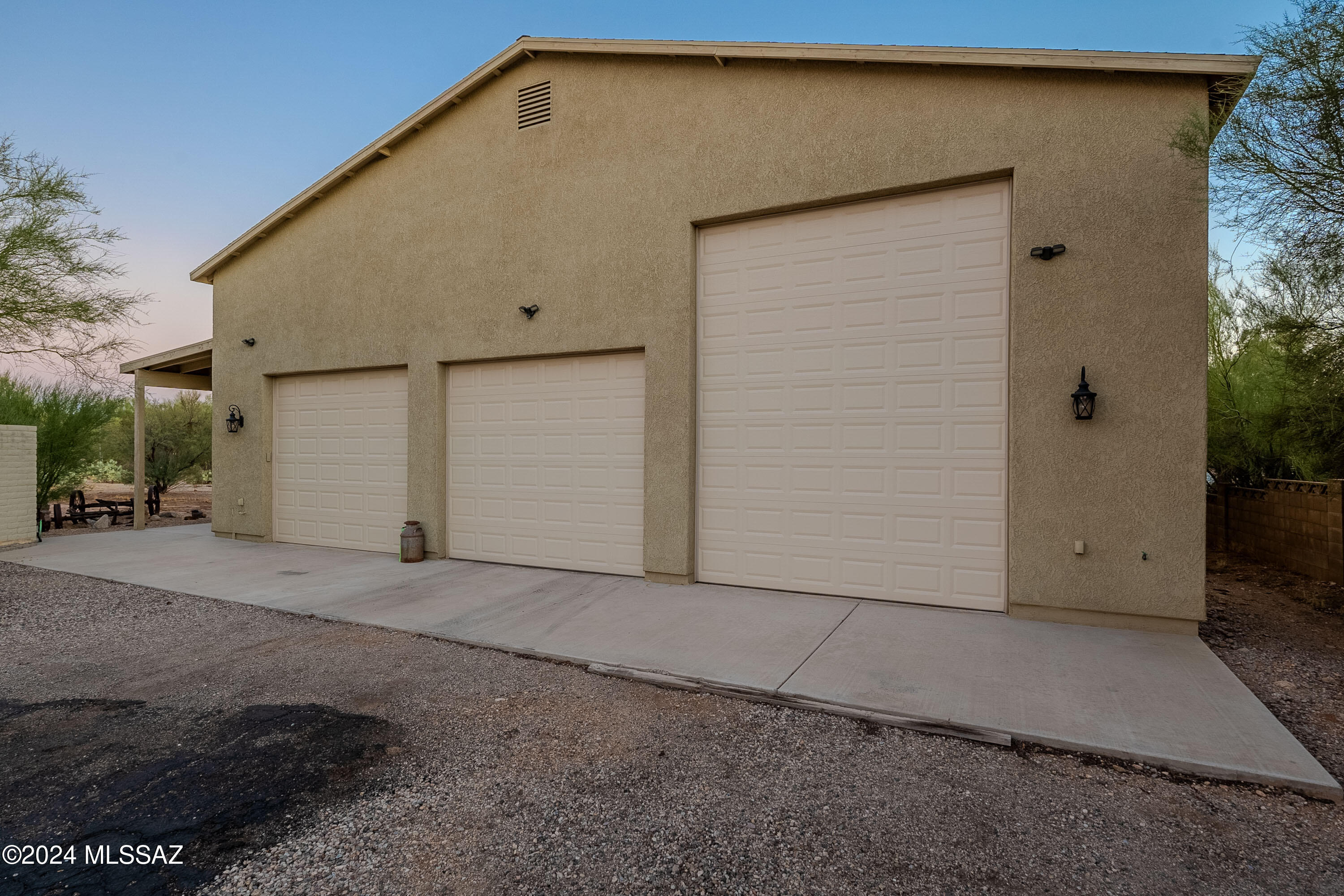 La Mirada (1-8) - Residential