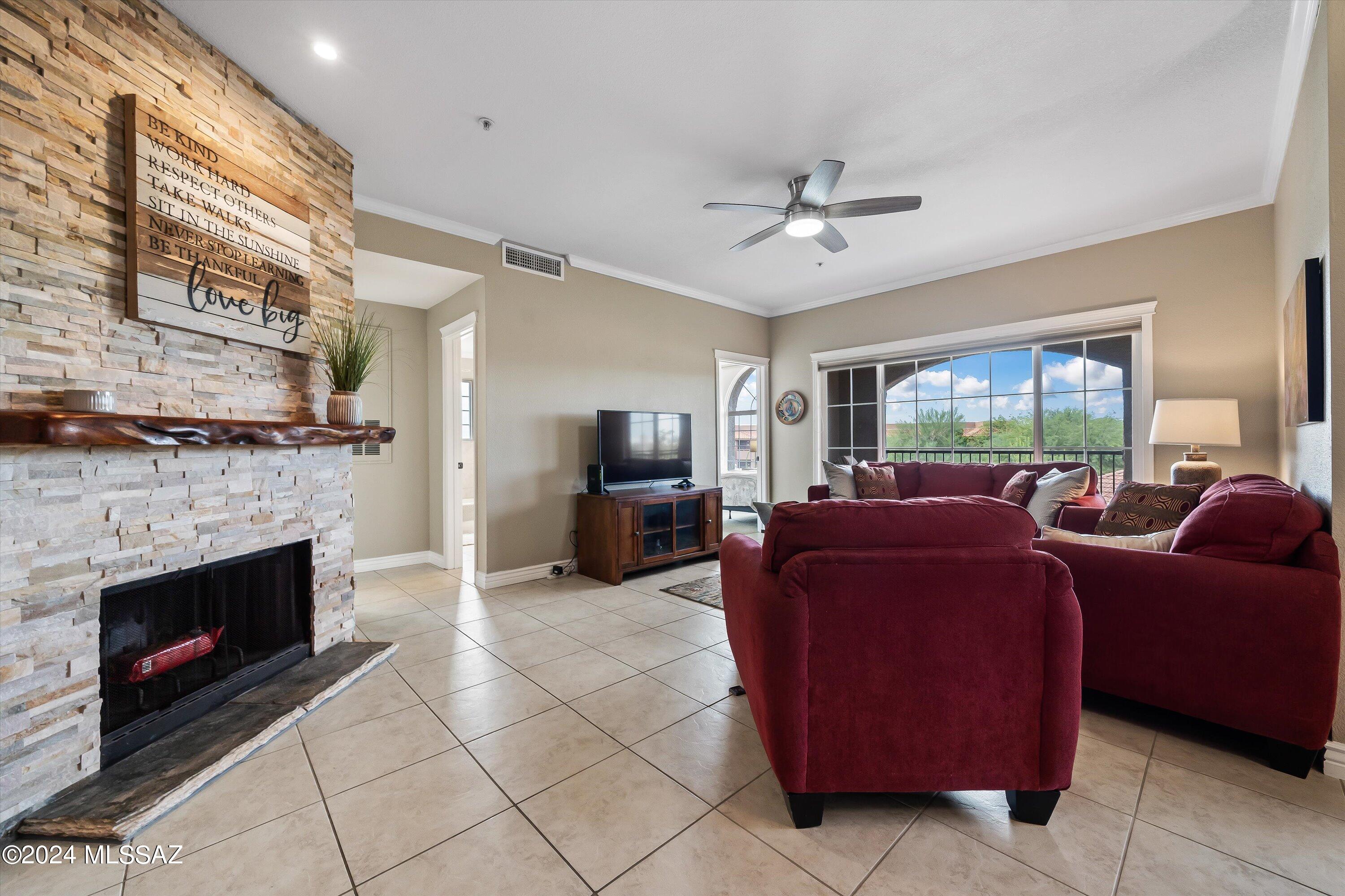 The Boulders at La Reserve Condominiums - Residential