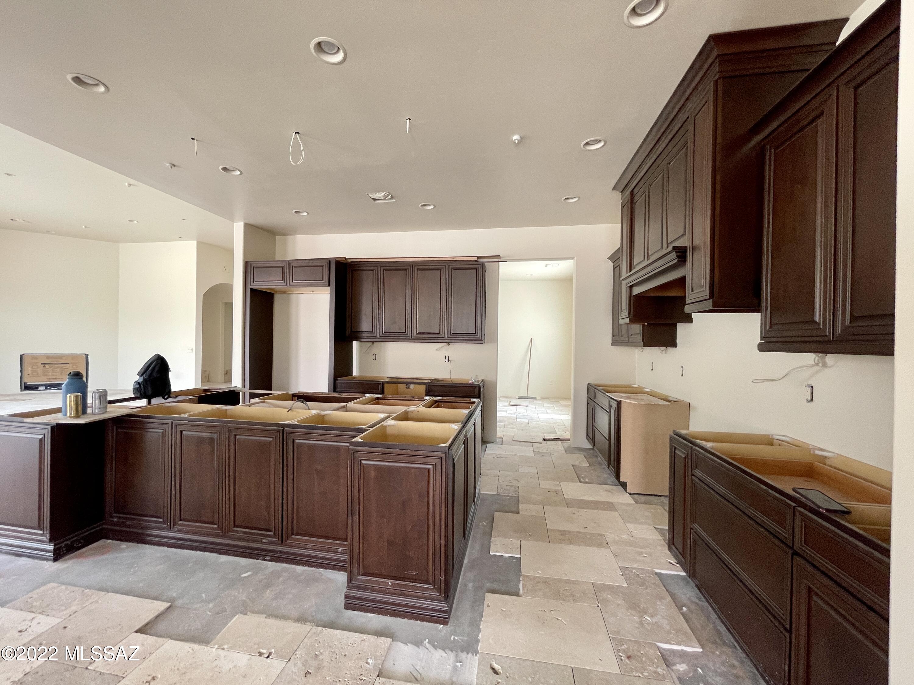 Stone Canyon III - Residential