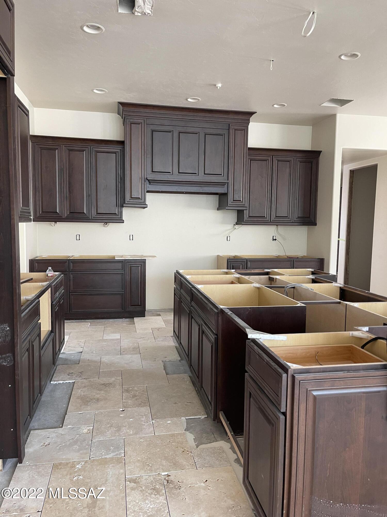 Stone Canyon III - Residential