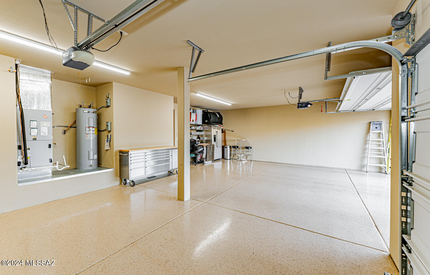 Solar Del Viejo (1-81) - Residential