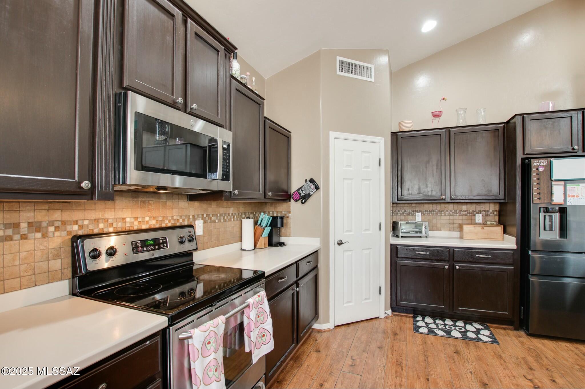 Continental Reserve Blk. 16A (1-111) - Residential