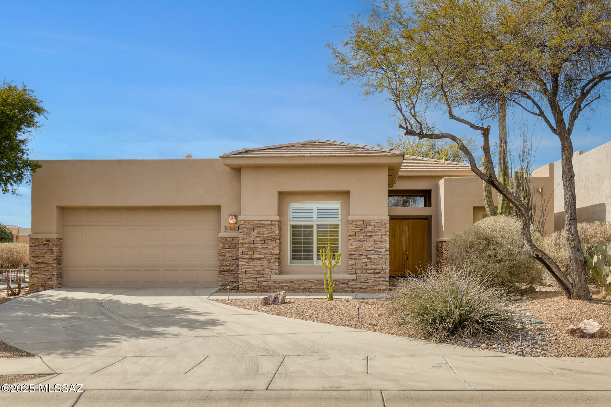 13807 N Maxfli Drive