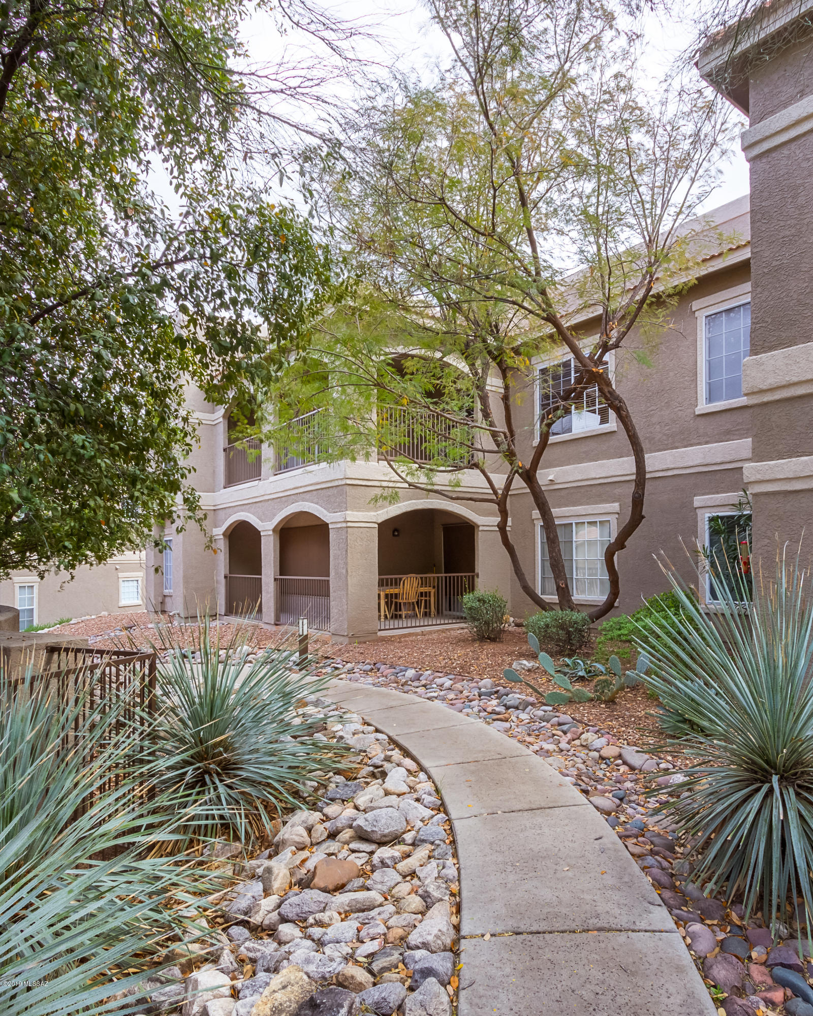 The Boulders at La Reserve Condominiums - Residential