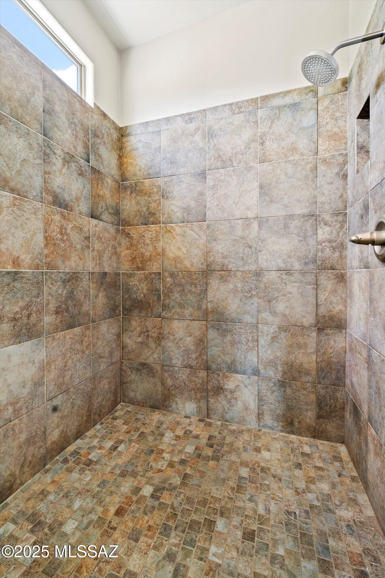 Coyote Creek (1-395) - Residential