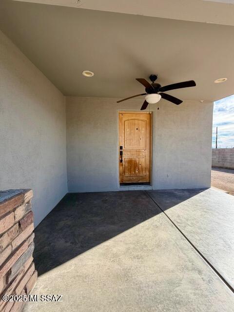 1633 S Camino Del Sierra