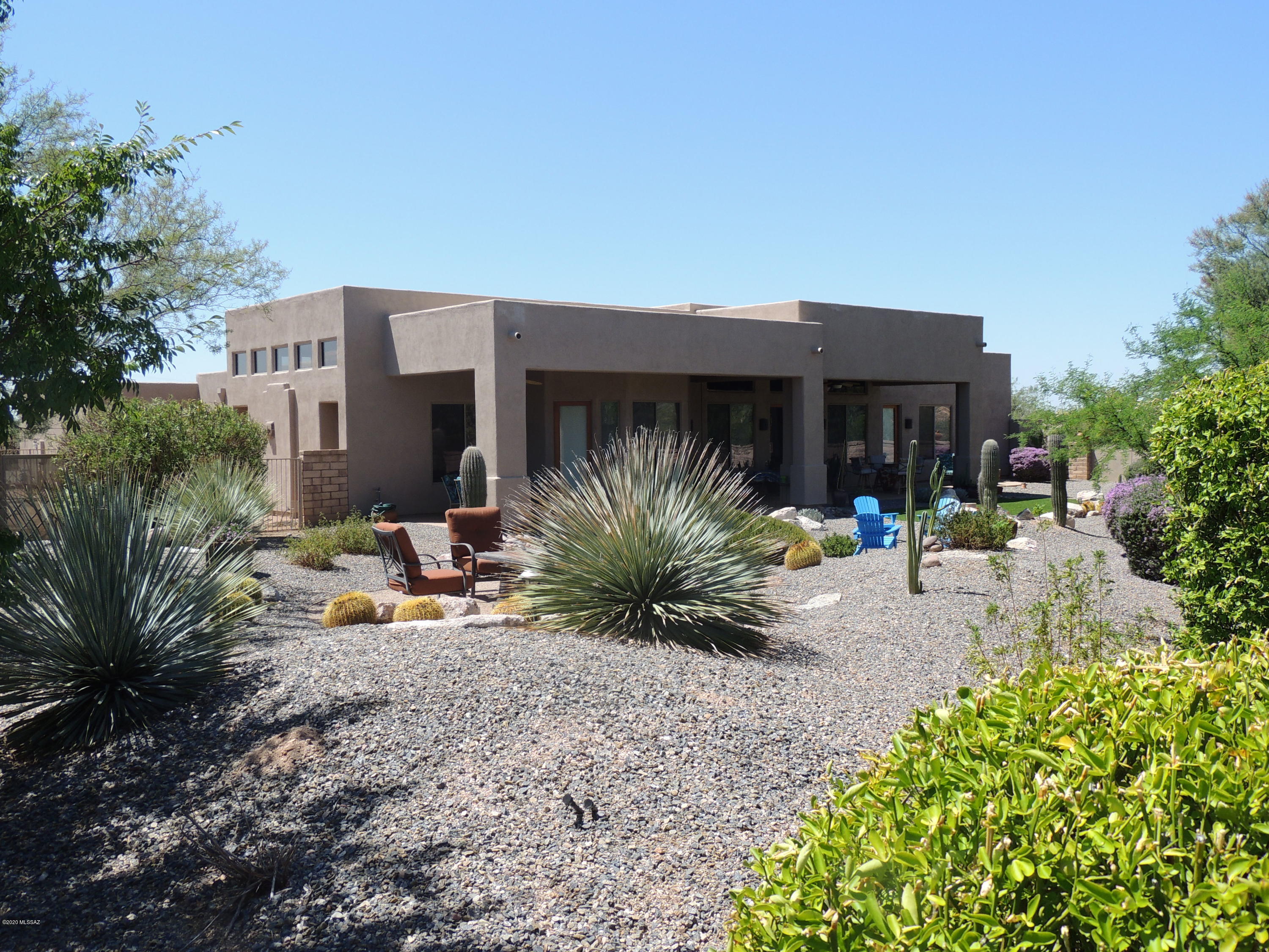 Coyote Creek (1-395) - Residential