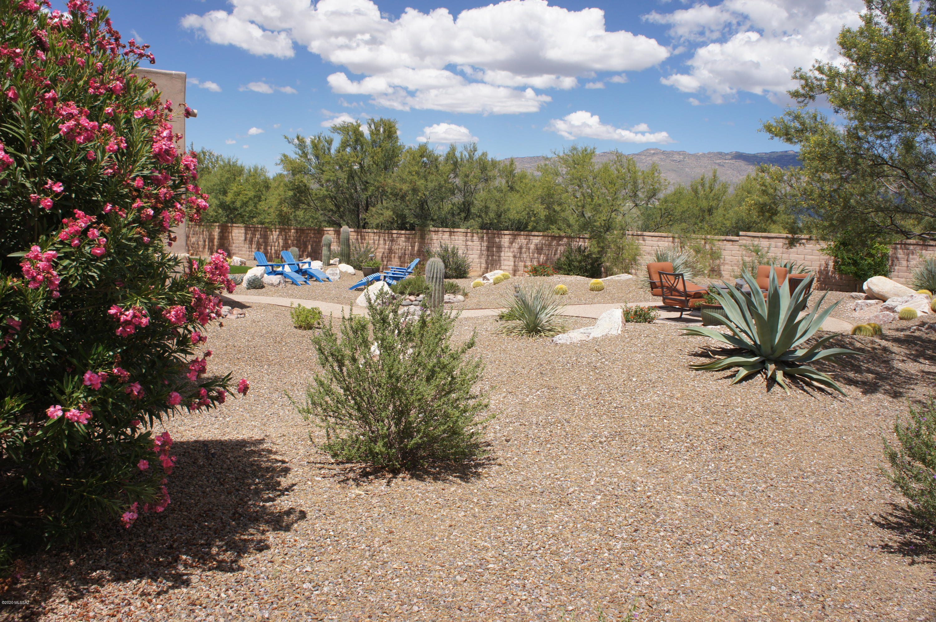 Coyote Creek (1-395) - Residential