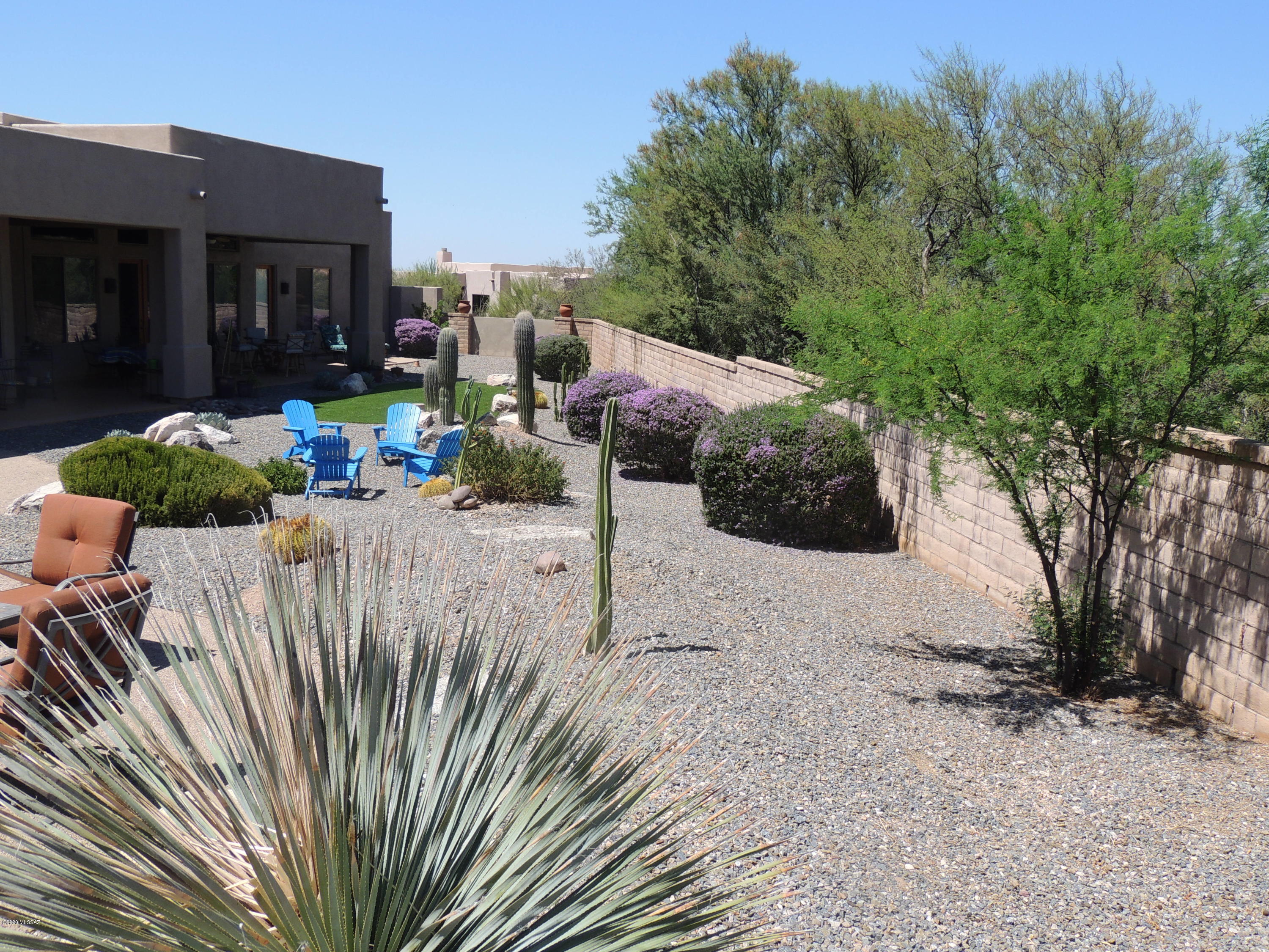 Coyote Creek (1-395) - Residential