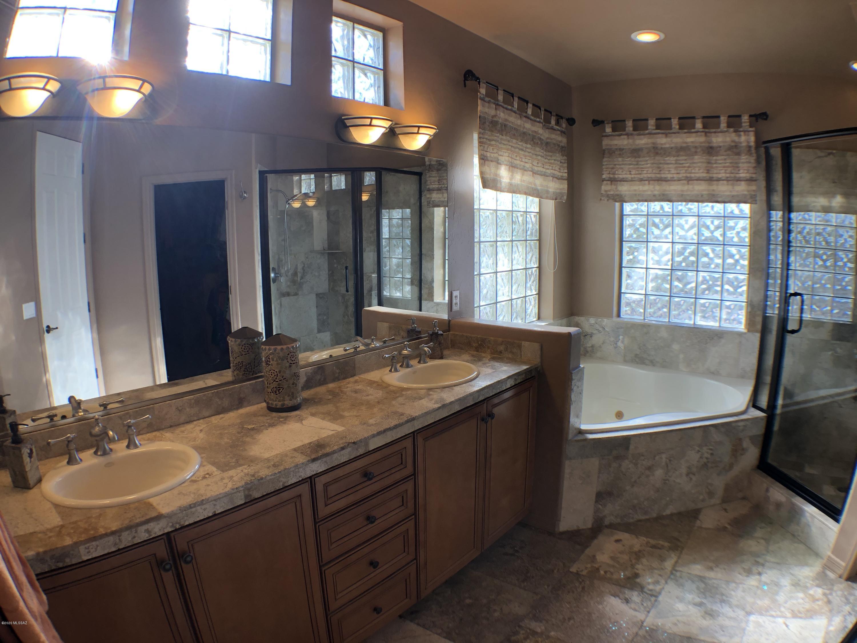 Coyote Creek (1-395) - Residential