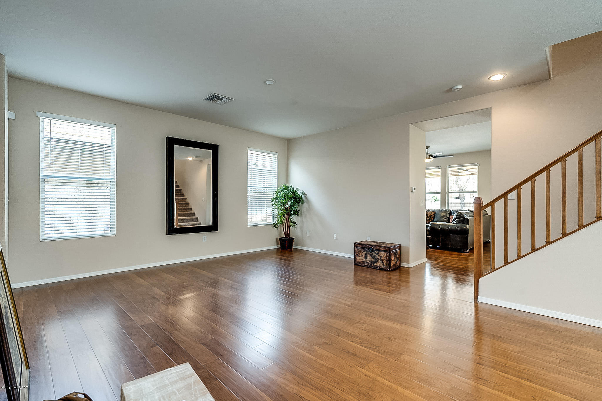 Mariposa Trail - Residential