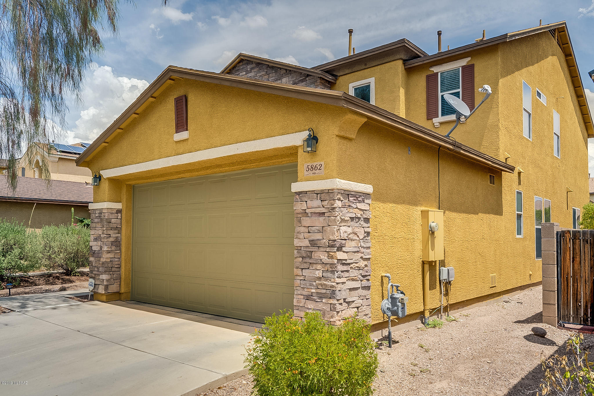 Mariposa Trail - Residential