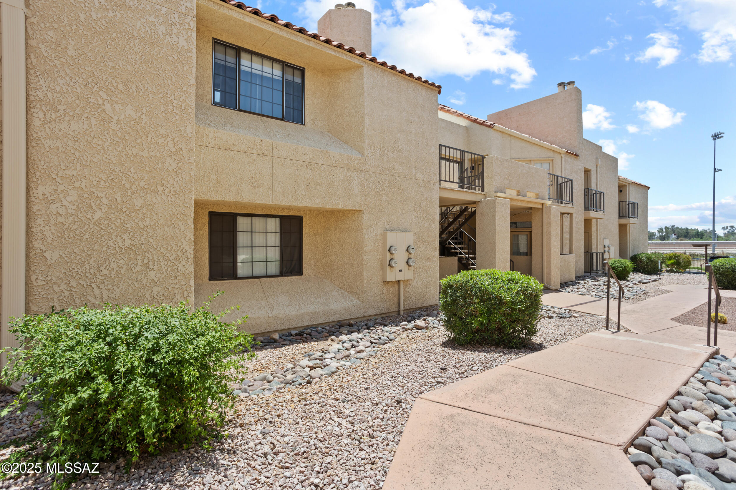 1200 E River Road I-111