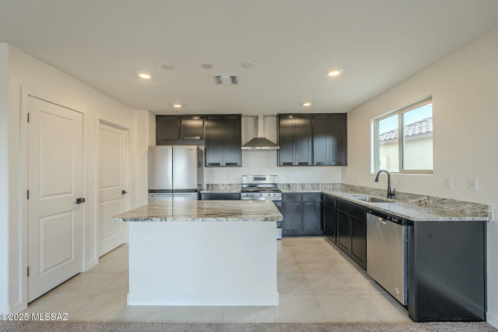 6575 W Camino Pizarro