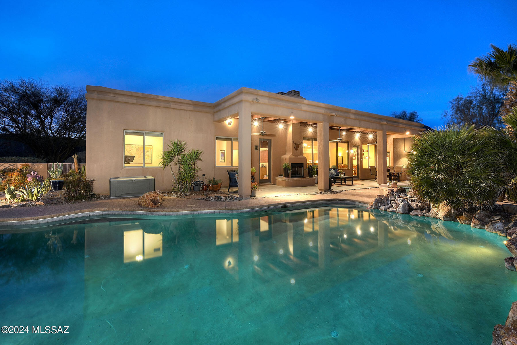 Sabino Mountain (1-290) - Residential