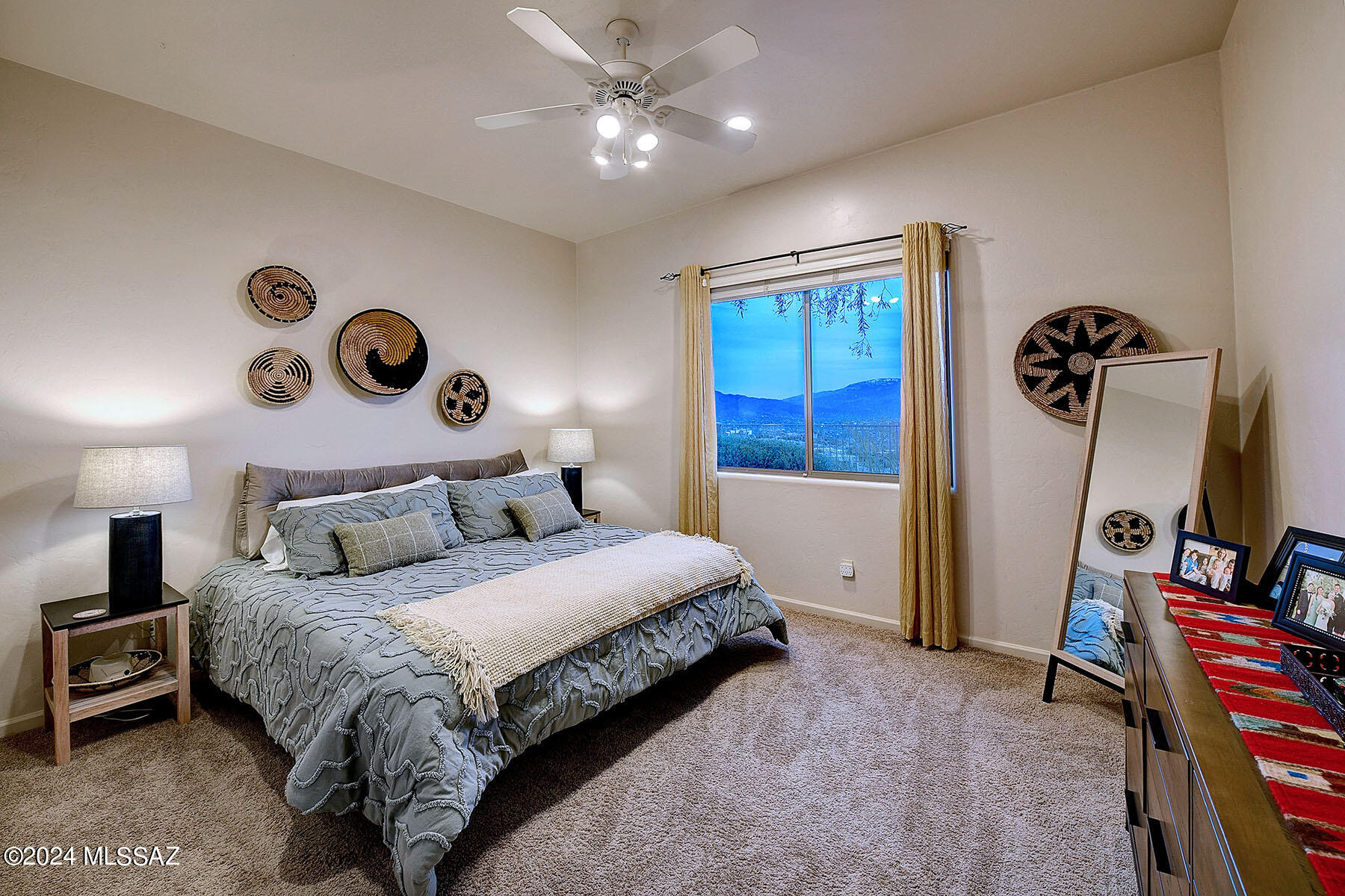Sabino Mountain (1-290) - Residential
