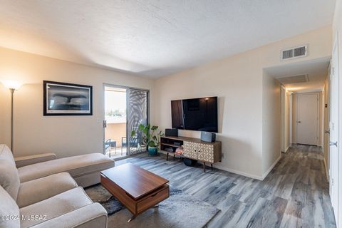 1810 E Blacklidge Drive 609 Tucson AZ 85719