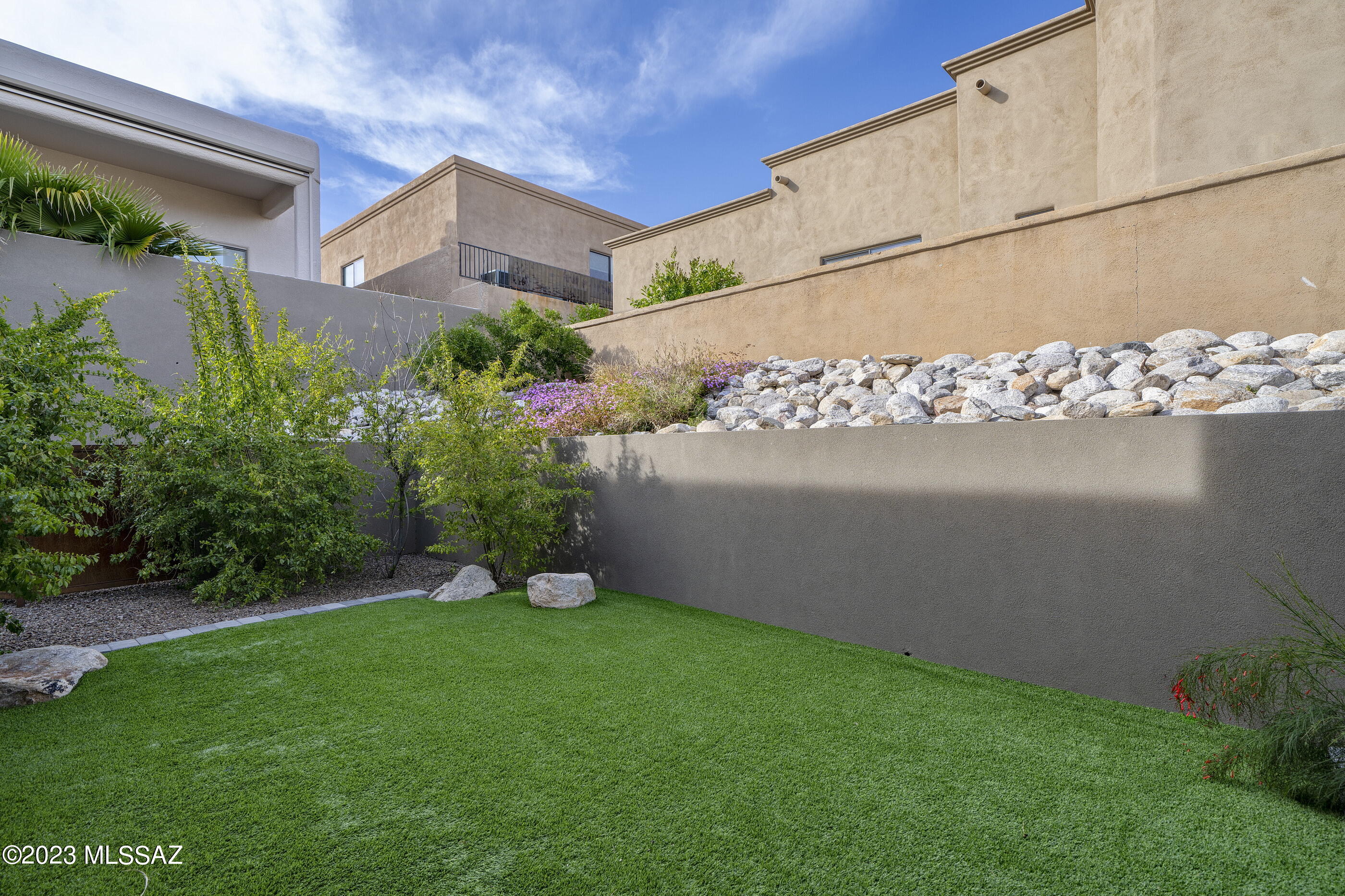 Alta Vista Village II (1-28) - Residential