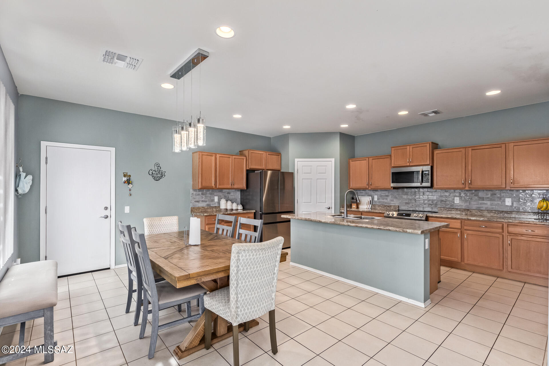 Sierra Morado Unit 4 - Residential