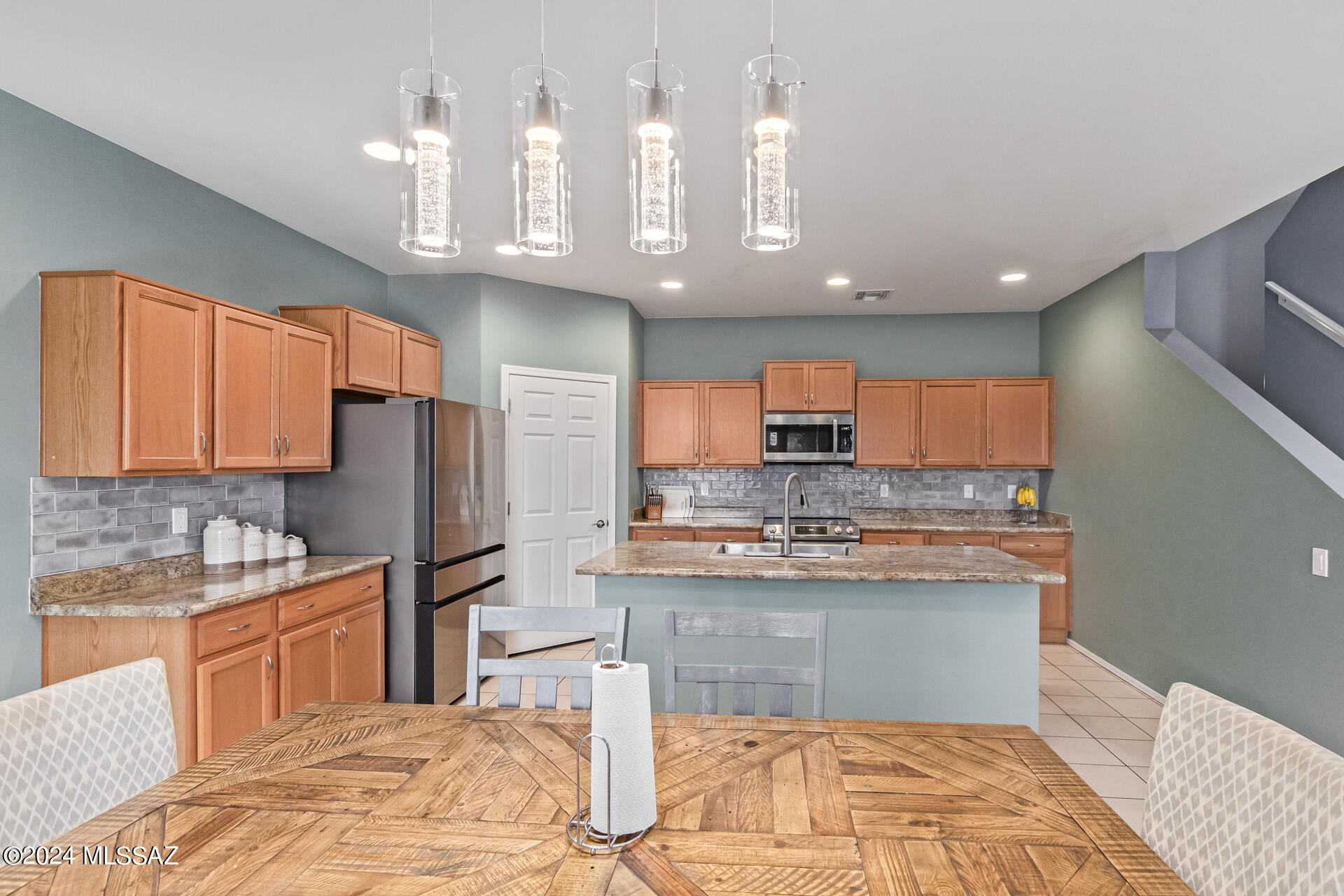 Sierra Morado Unit 4 - Residential