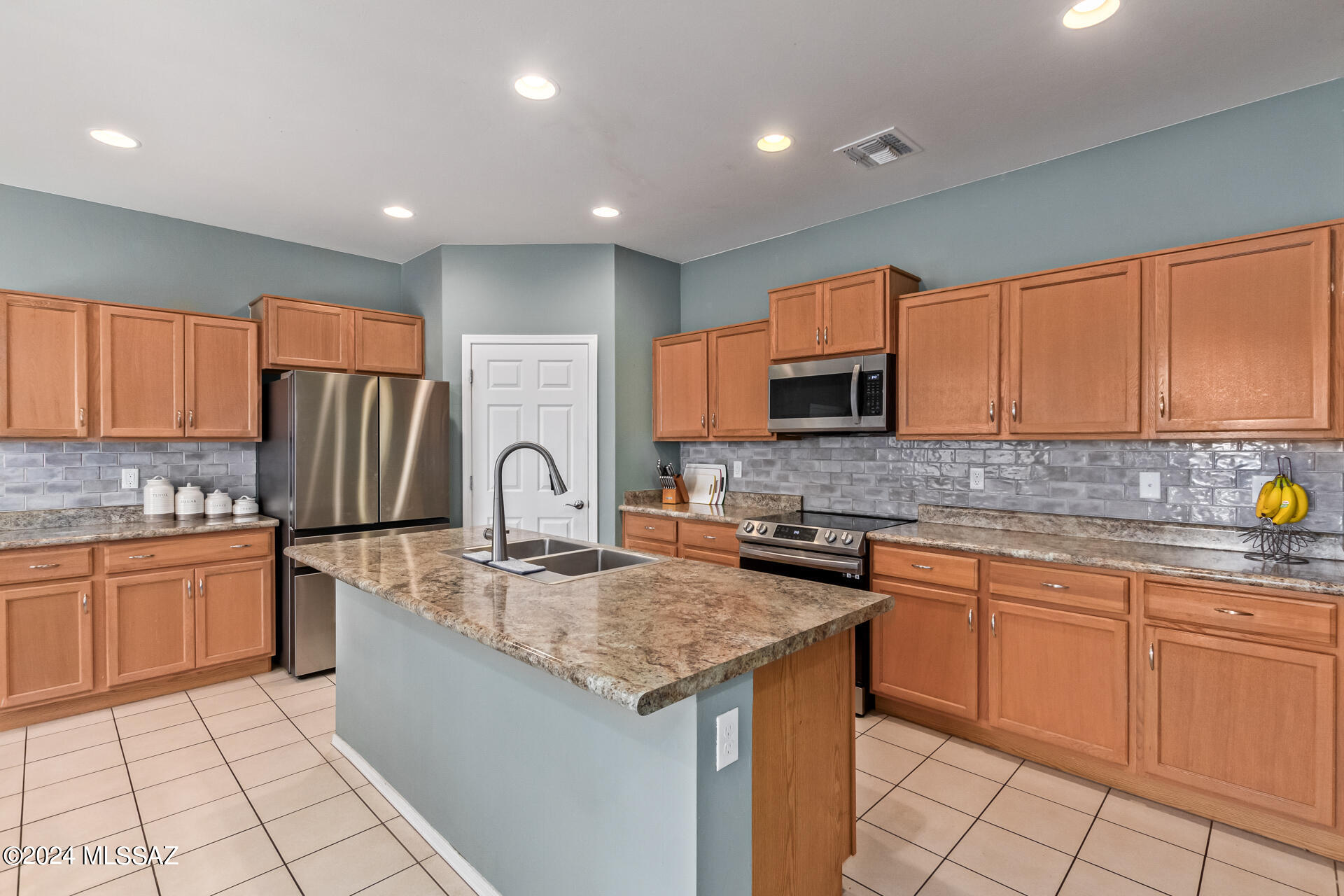 Sierra Morado Unit 4 - Residential