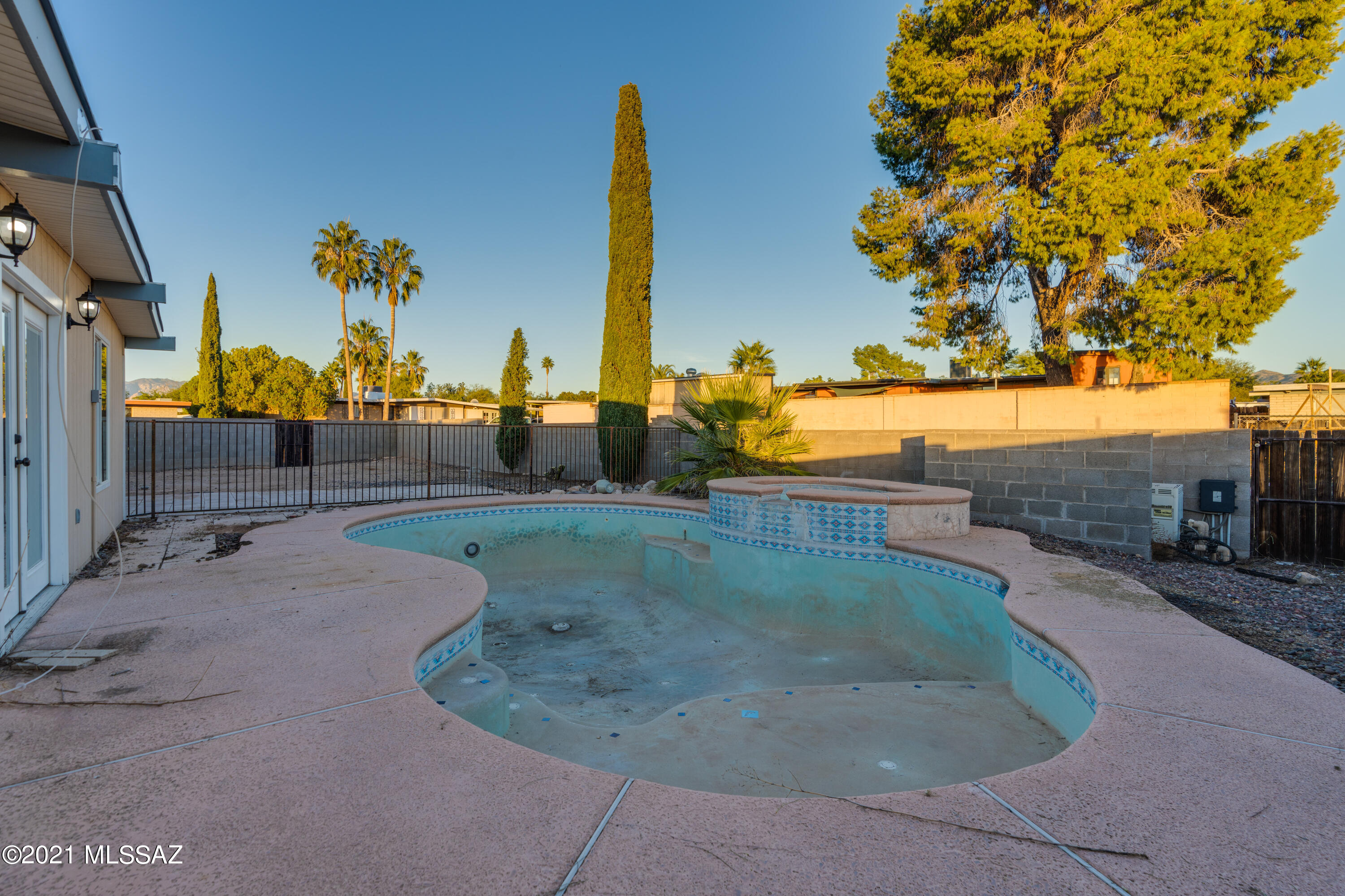 Rolling Ridge (32-75) - Residential