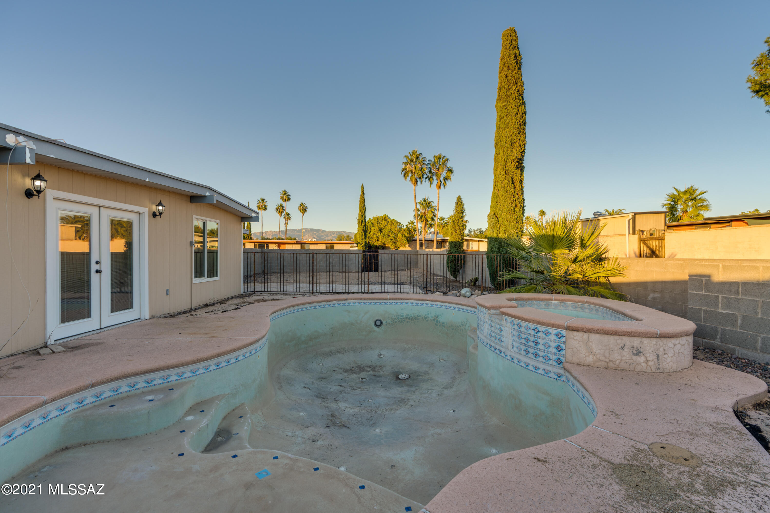 Rolling Ridge (32-75) - Residential
