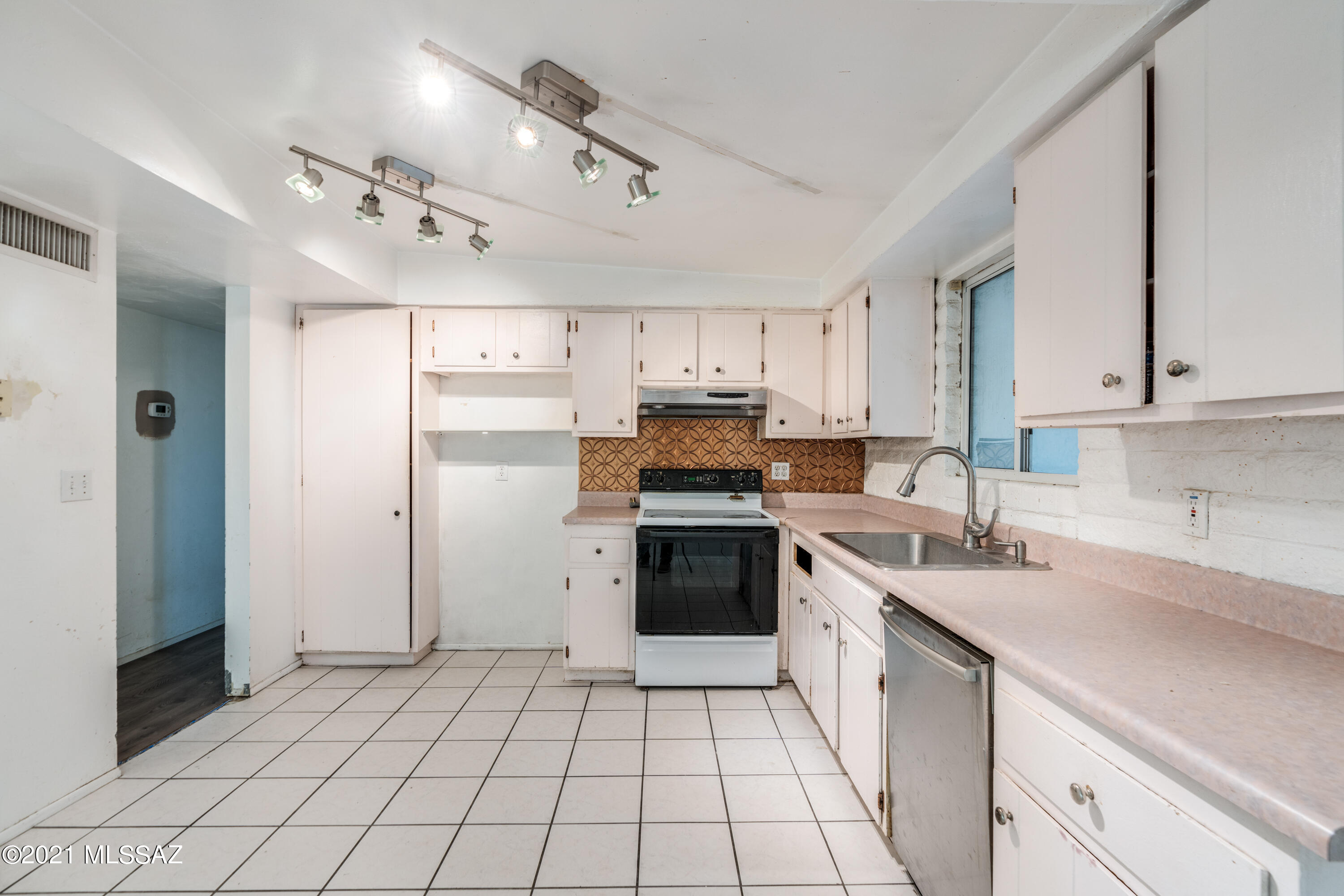 Rolling Ridge (32-75) - Residential