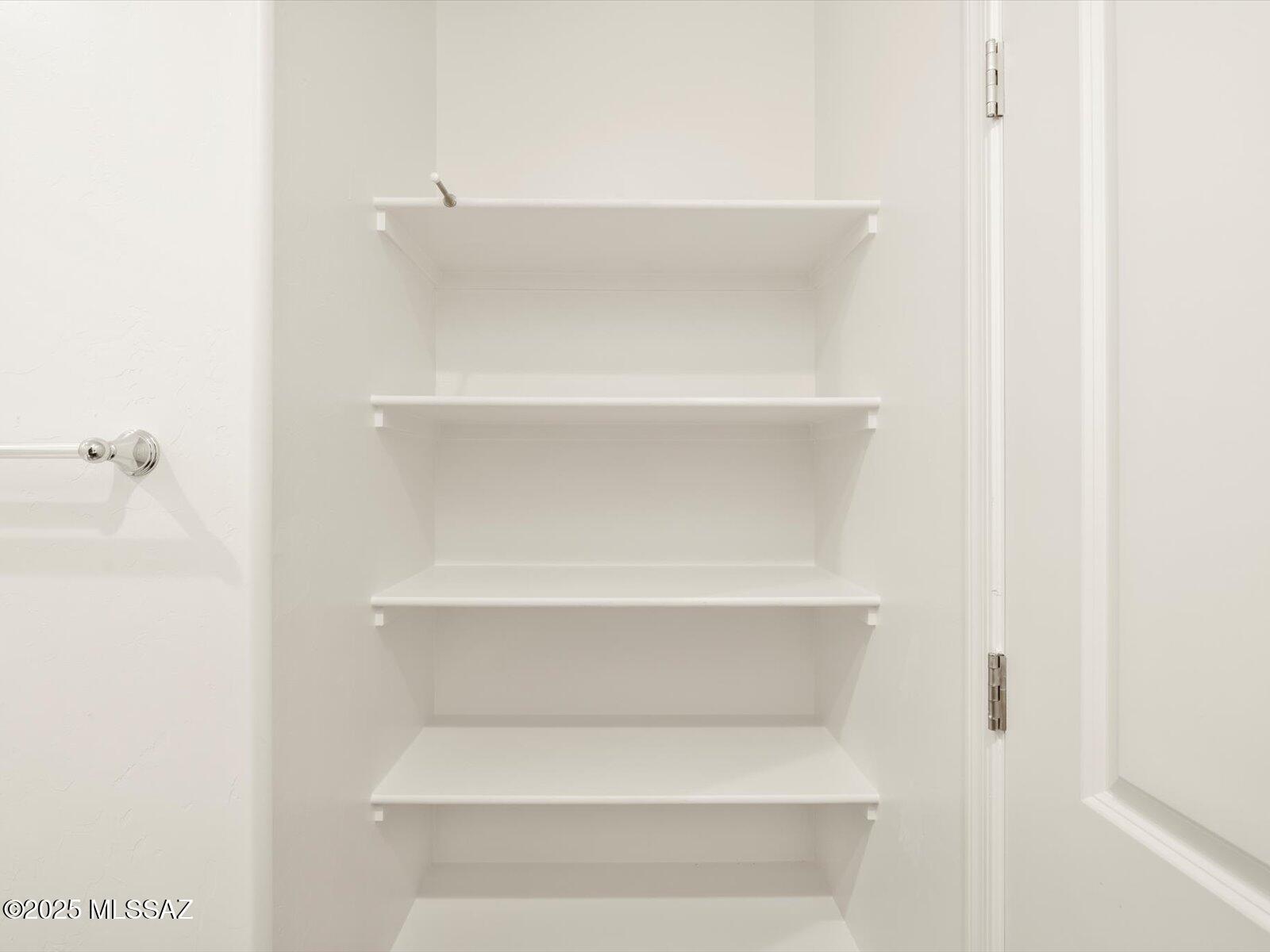 6933 W Sweetshade Lane