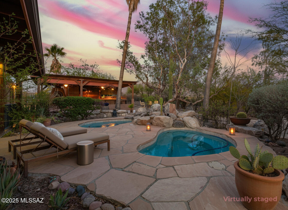 Saguaro Shadows (1-24) - Residential