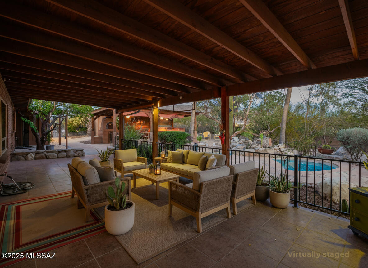 Saguaro Shadows (1-24) - Residential