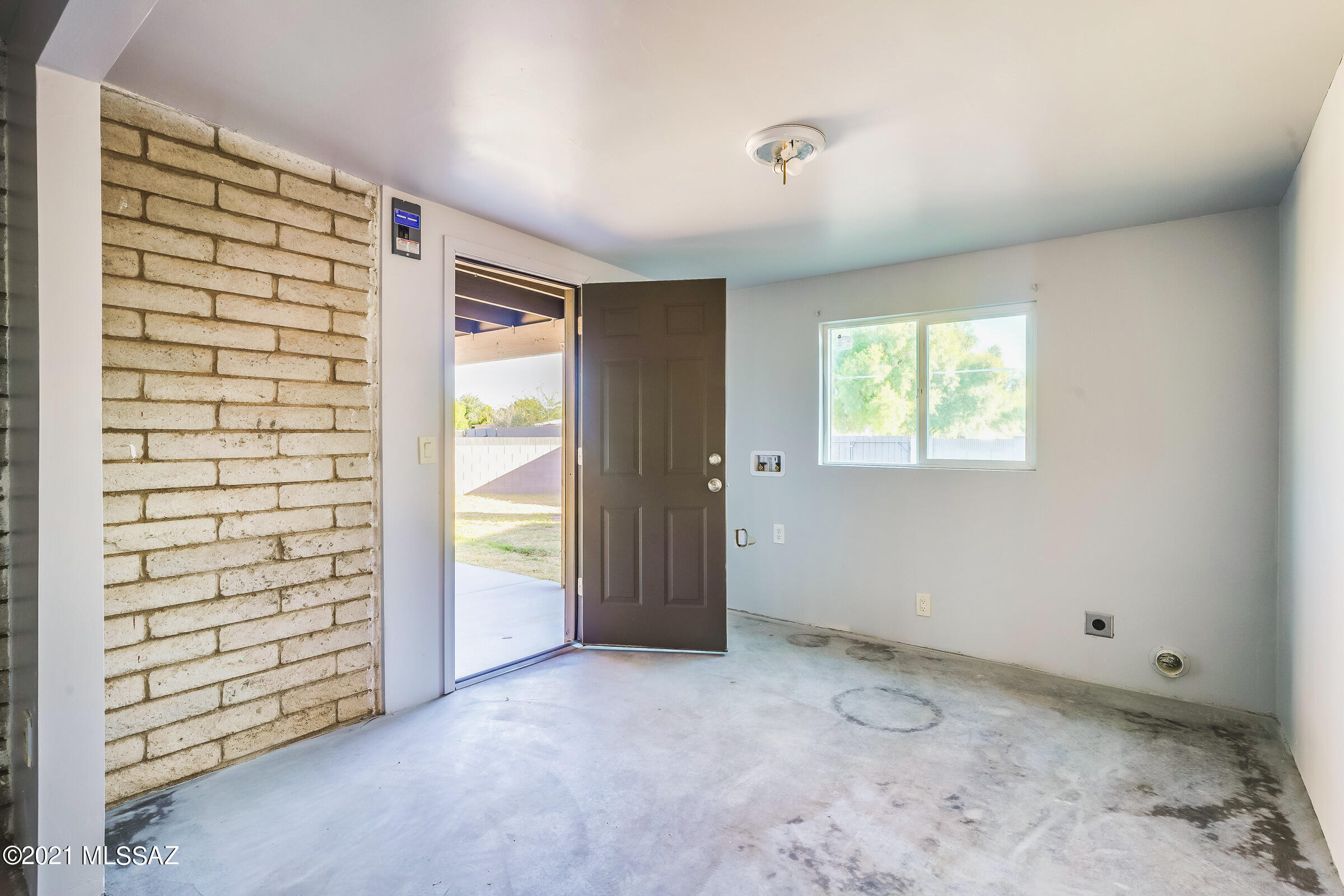 Bravo 1 (1-127) - Residential