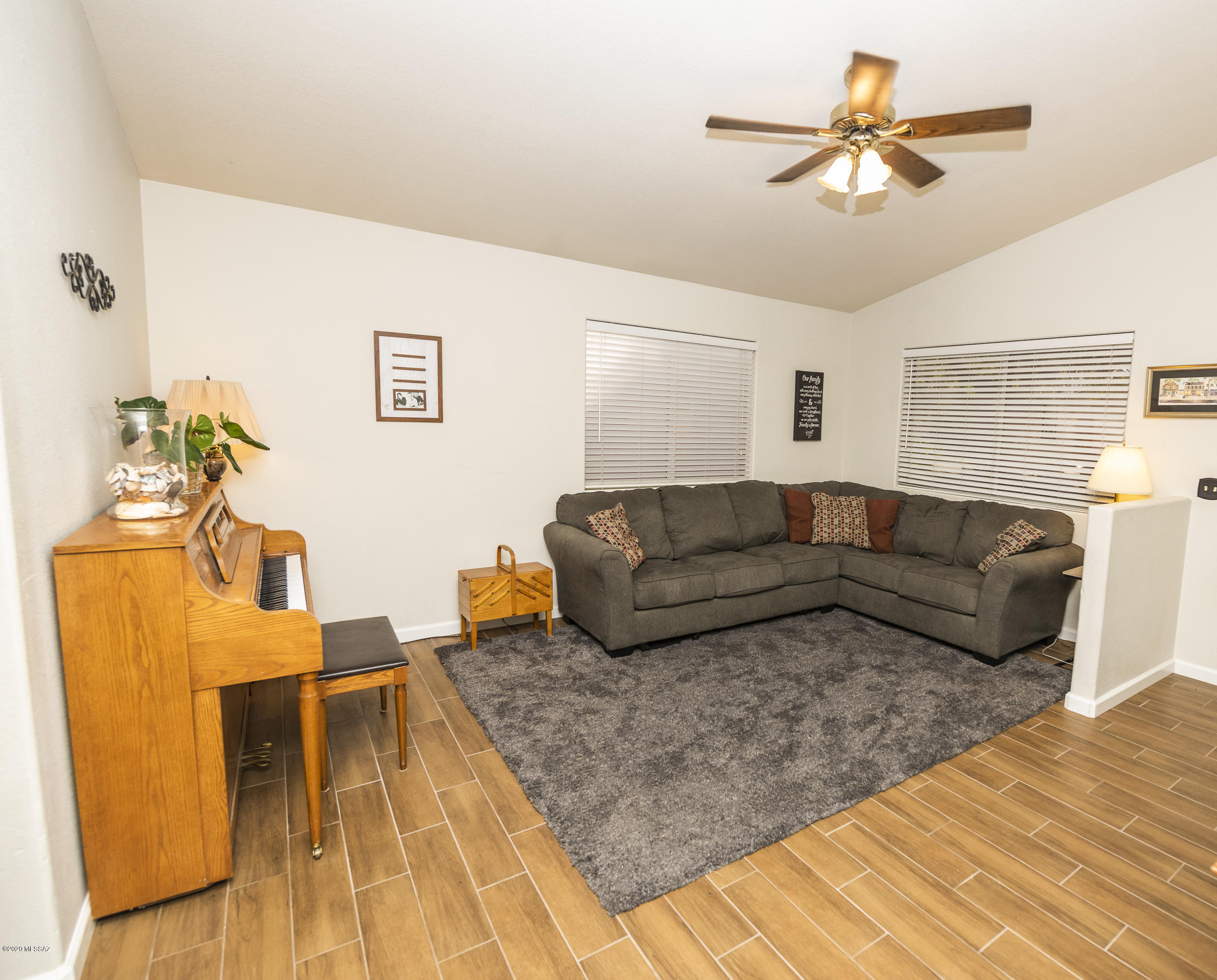 Elliott Homes At Rita Ranch (1-521) - Residential