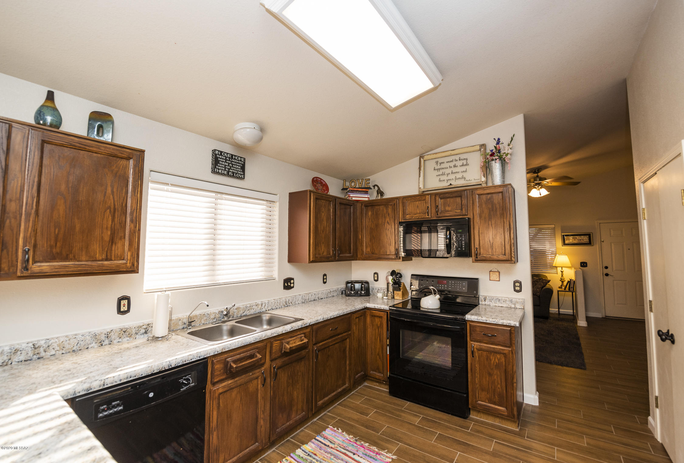 Elliott Homes At Rita Ranch (1-521) - Residential