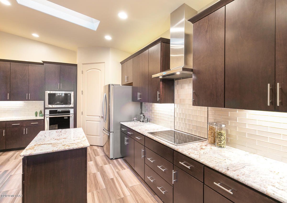 The Uplands at Lambert Lane (1-16) - Residential