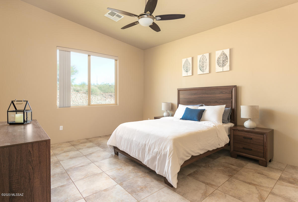 The Uplands at Lambert Lane (1-16) - Residential