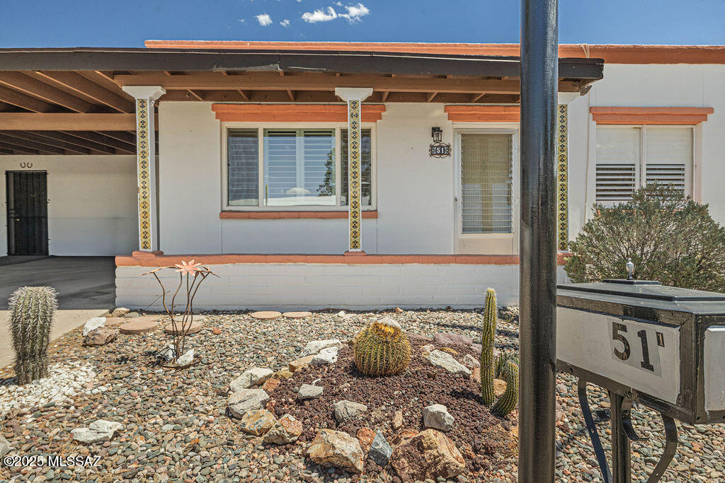 51 S Azurite Drive