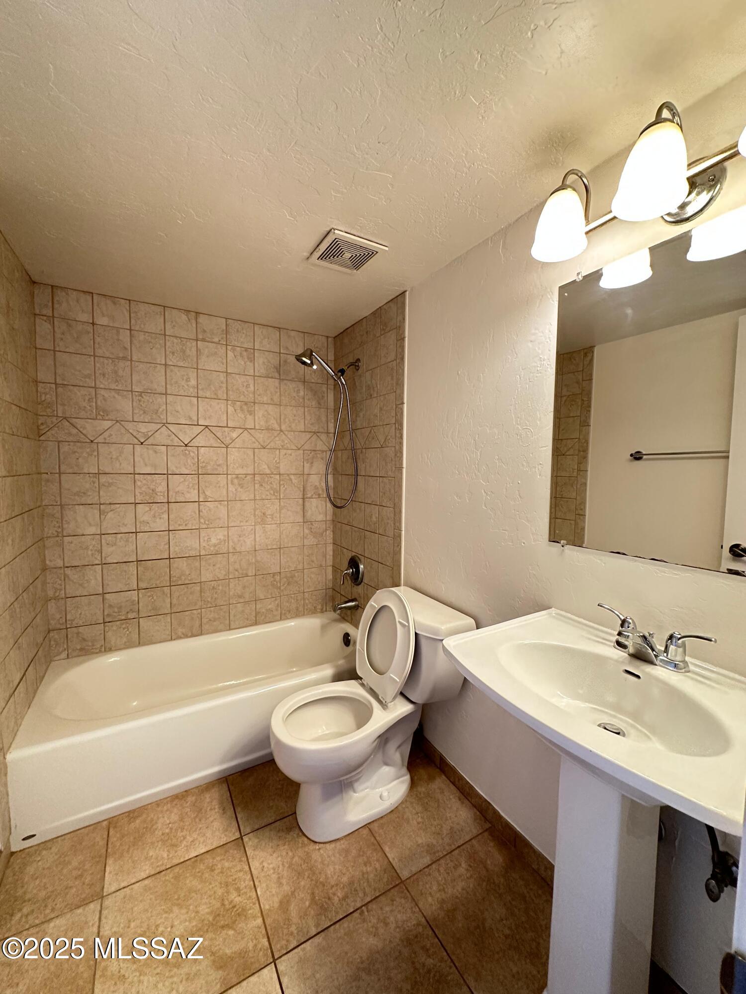 455 W Kelso Street APT 236