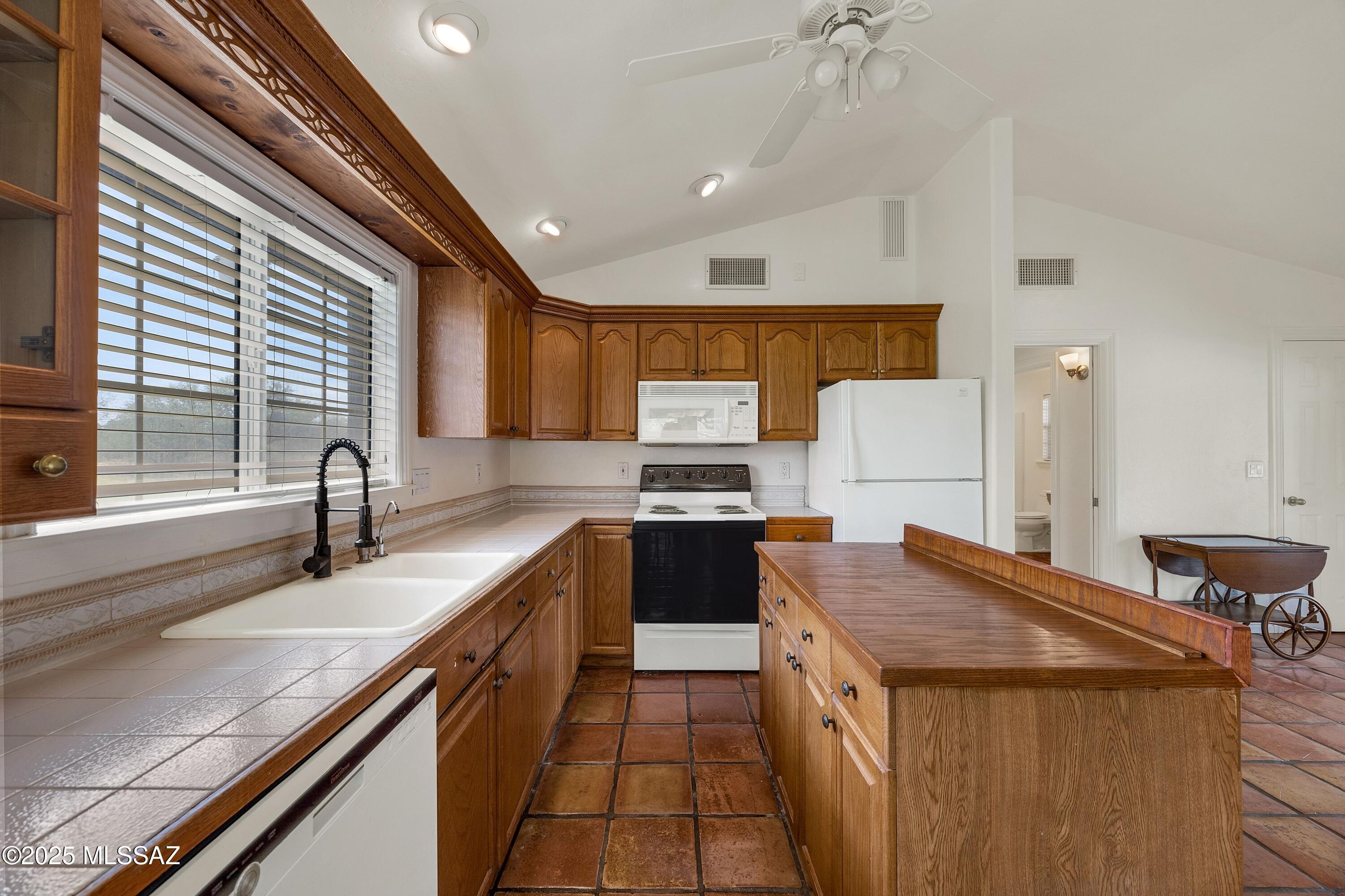 Tanque Verde Country Estates - Residential