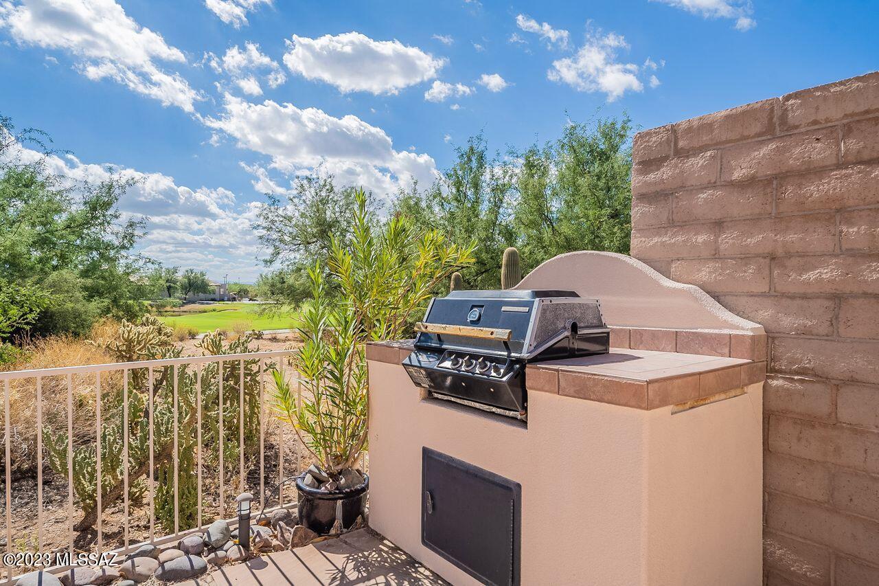 Sabino Hills (1-70) - Residential