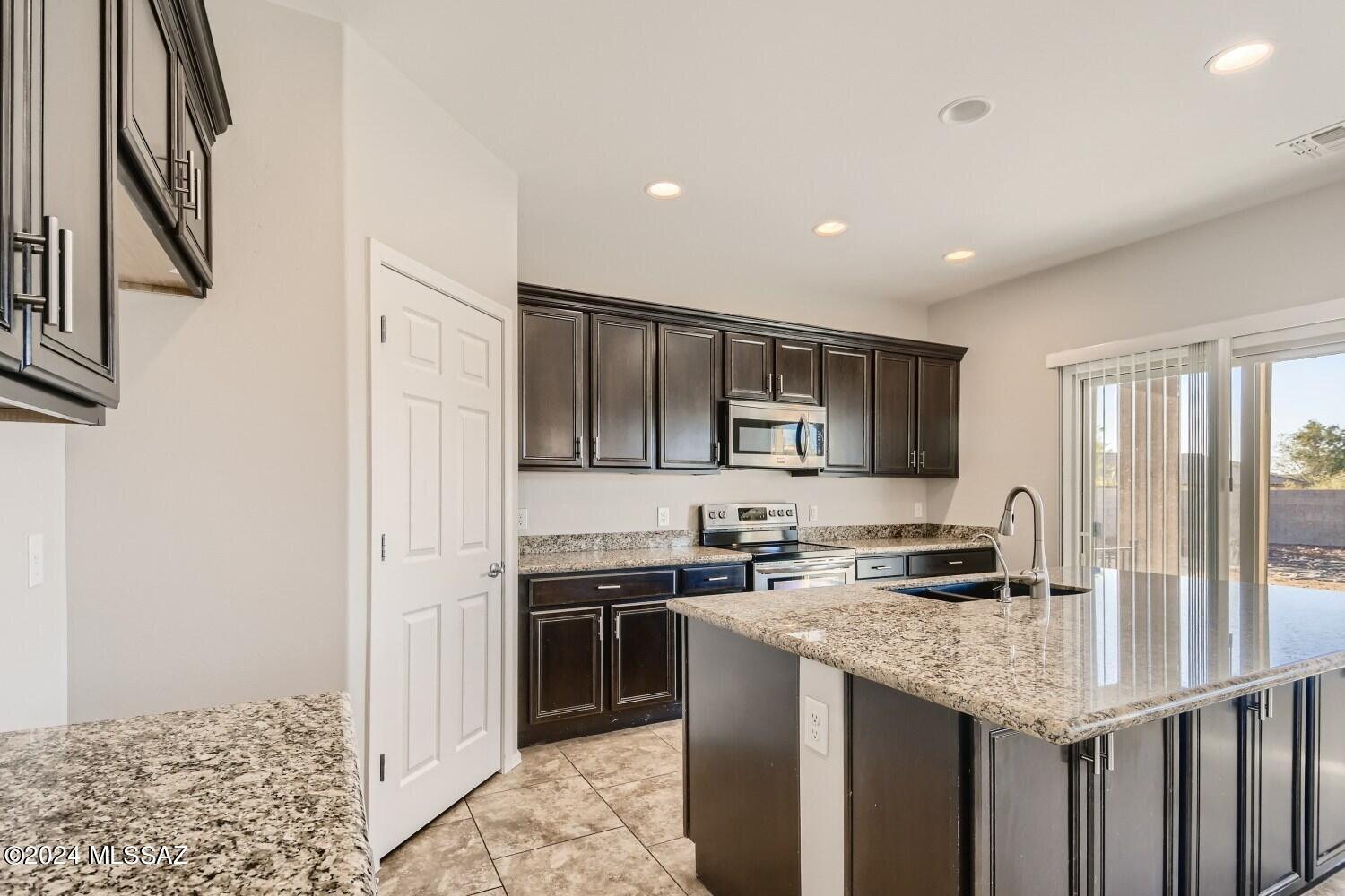 San Lucas Block 6 & 12 - Residential Lease