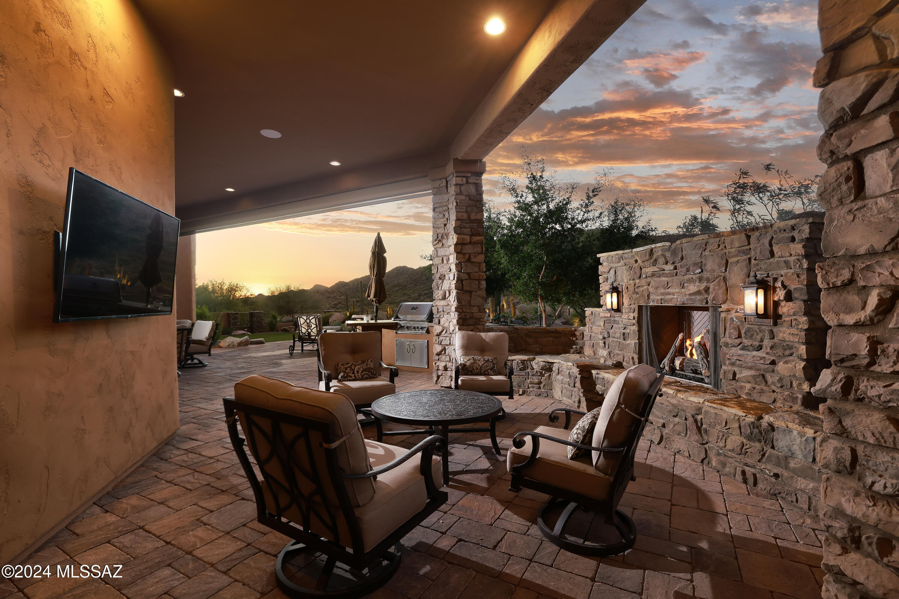 Stone Canyon III - Residential