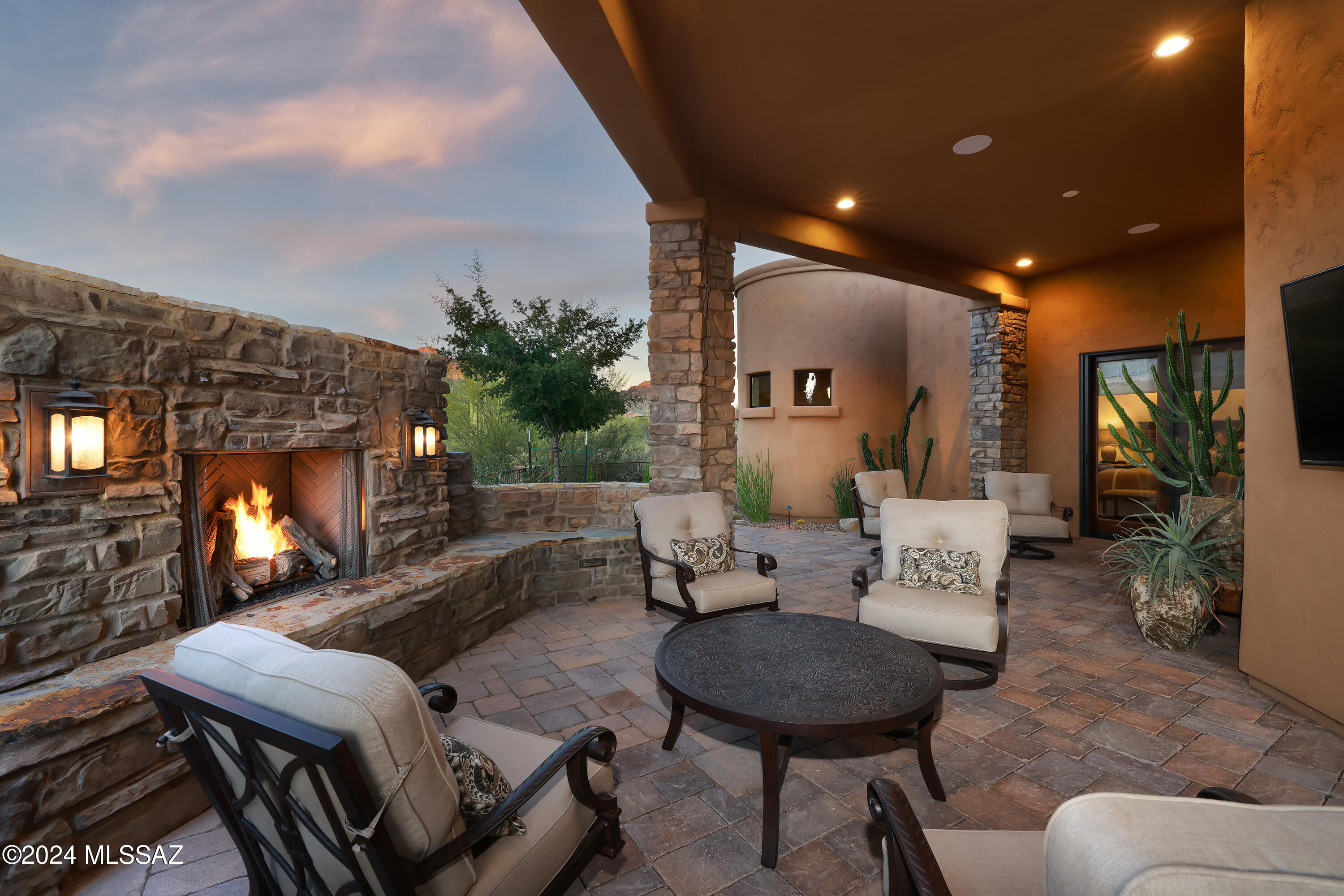 Stone Canyon III - Residential