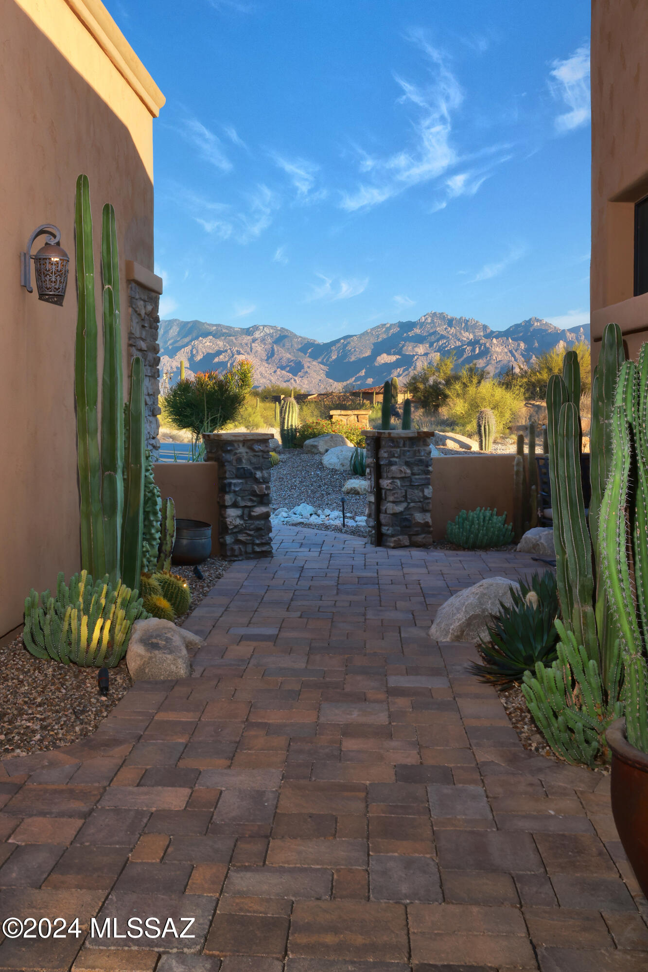 Stone Canyon III - Residential
