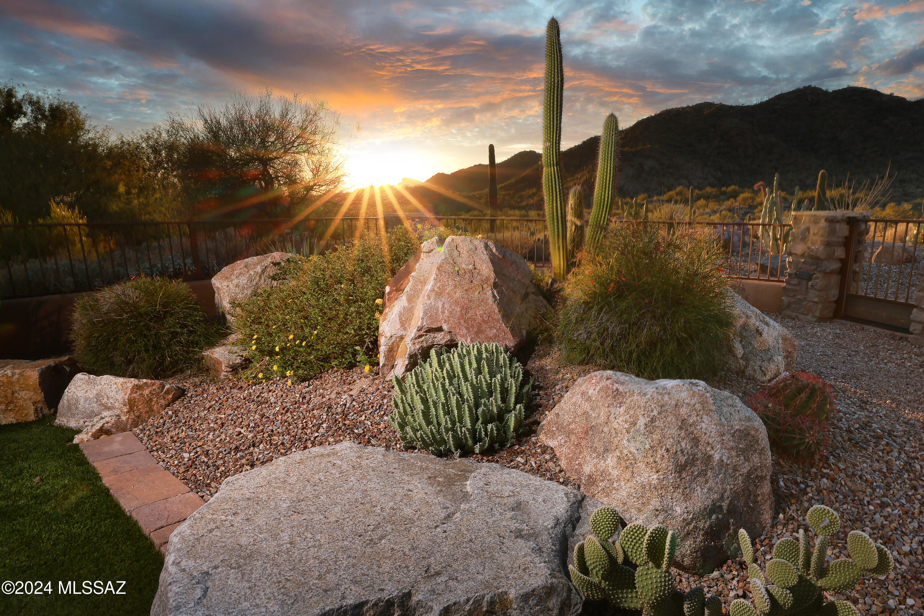 Stone Canyon III - Residential
