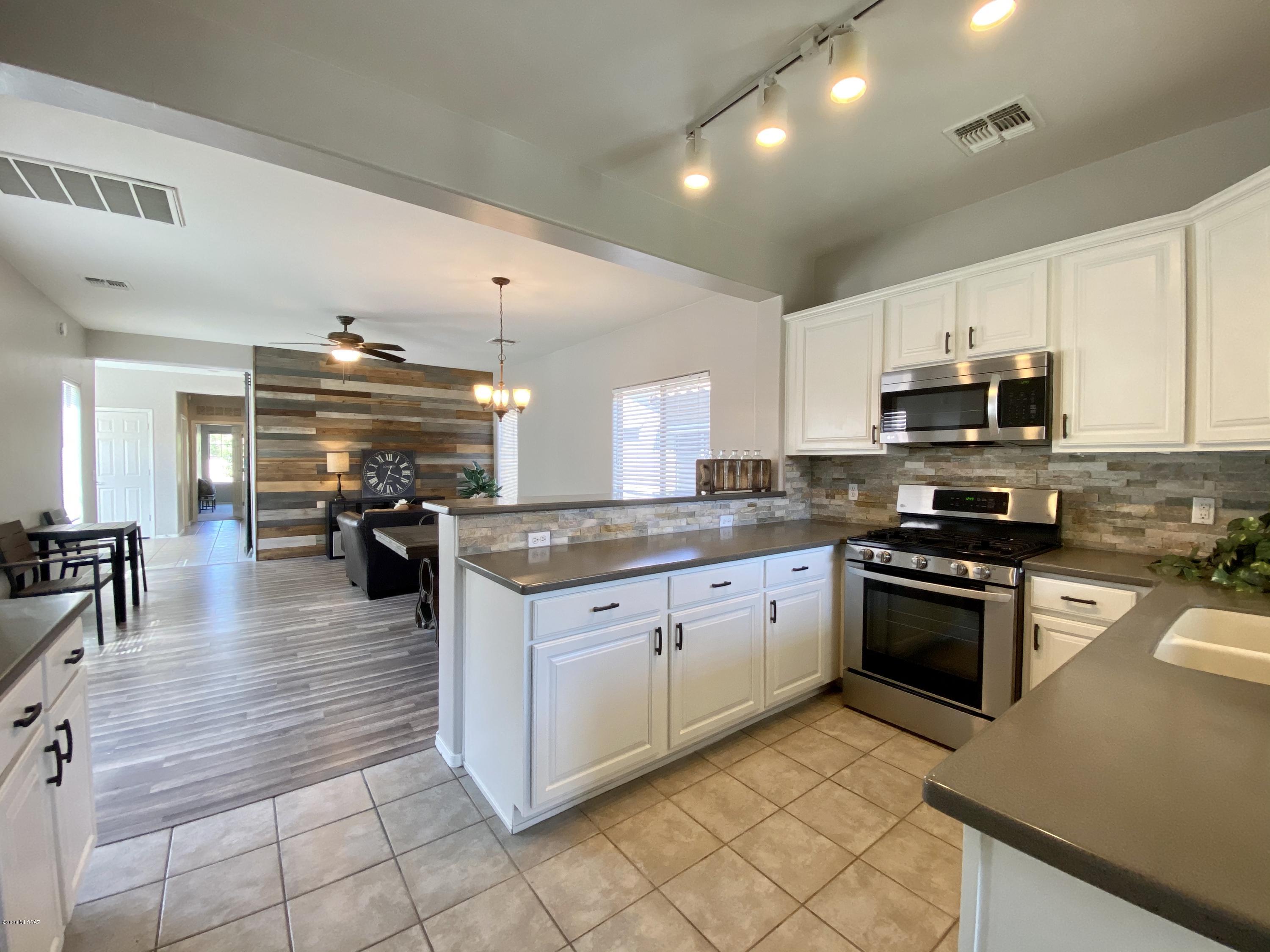 Presidios at Rancho Sahuarita (1-927) - Residential
