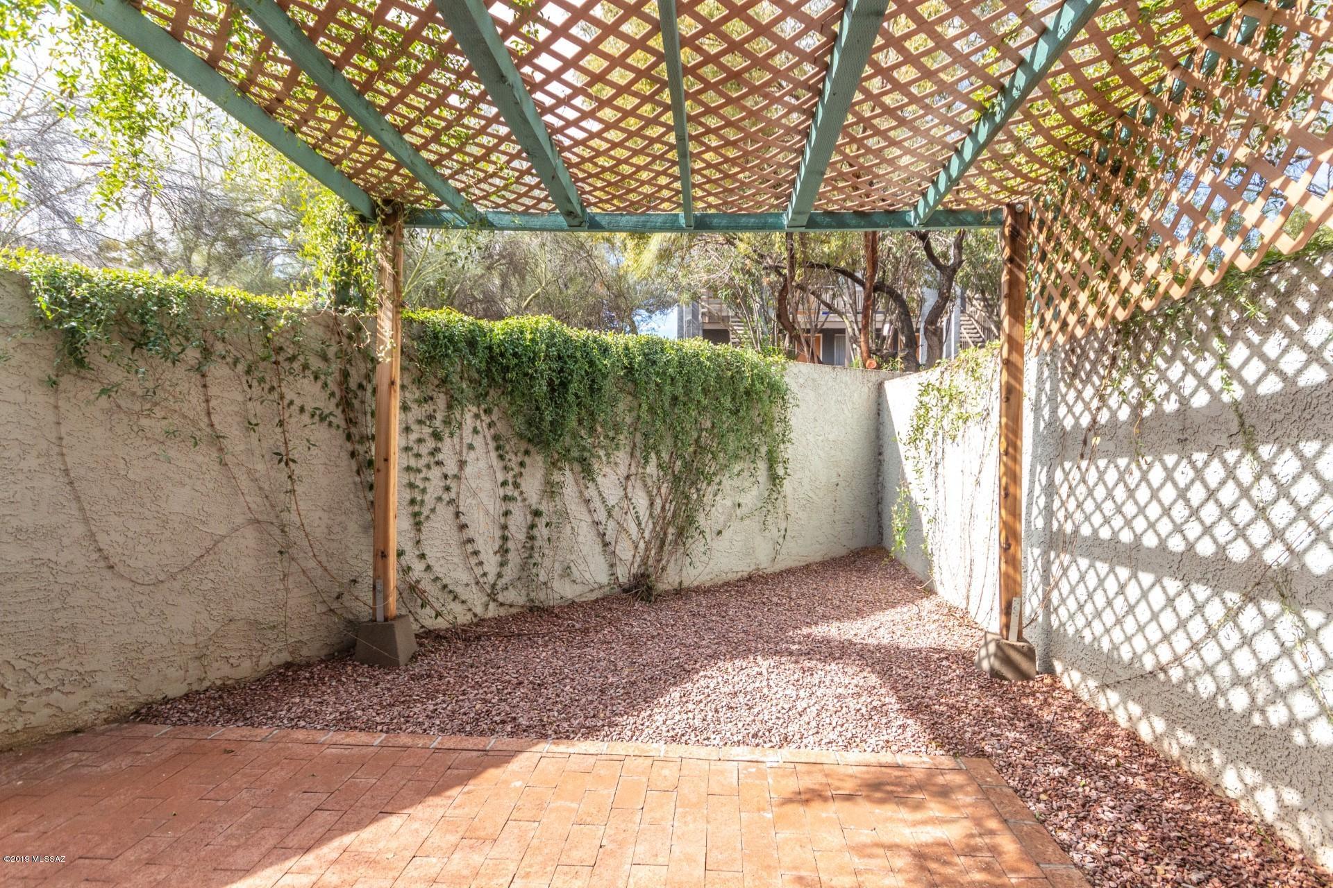 Haven Ridge Twnhss (32-128) - Residential